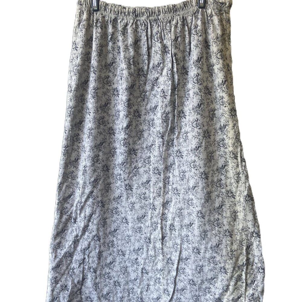 St John’s Bay White\Blue Floral Draw String Skirt Large